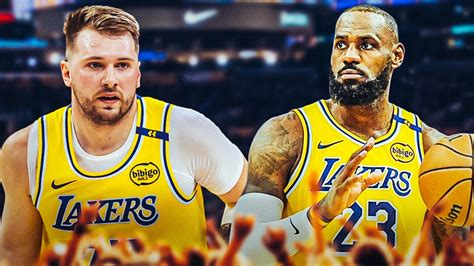 Lakers Trying New Starting Lineup With LeBron Out .